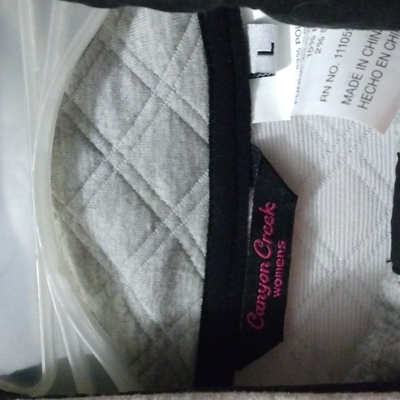 Quilted Pullover - Picture 2 of 3